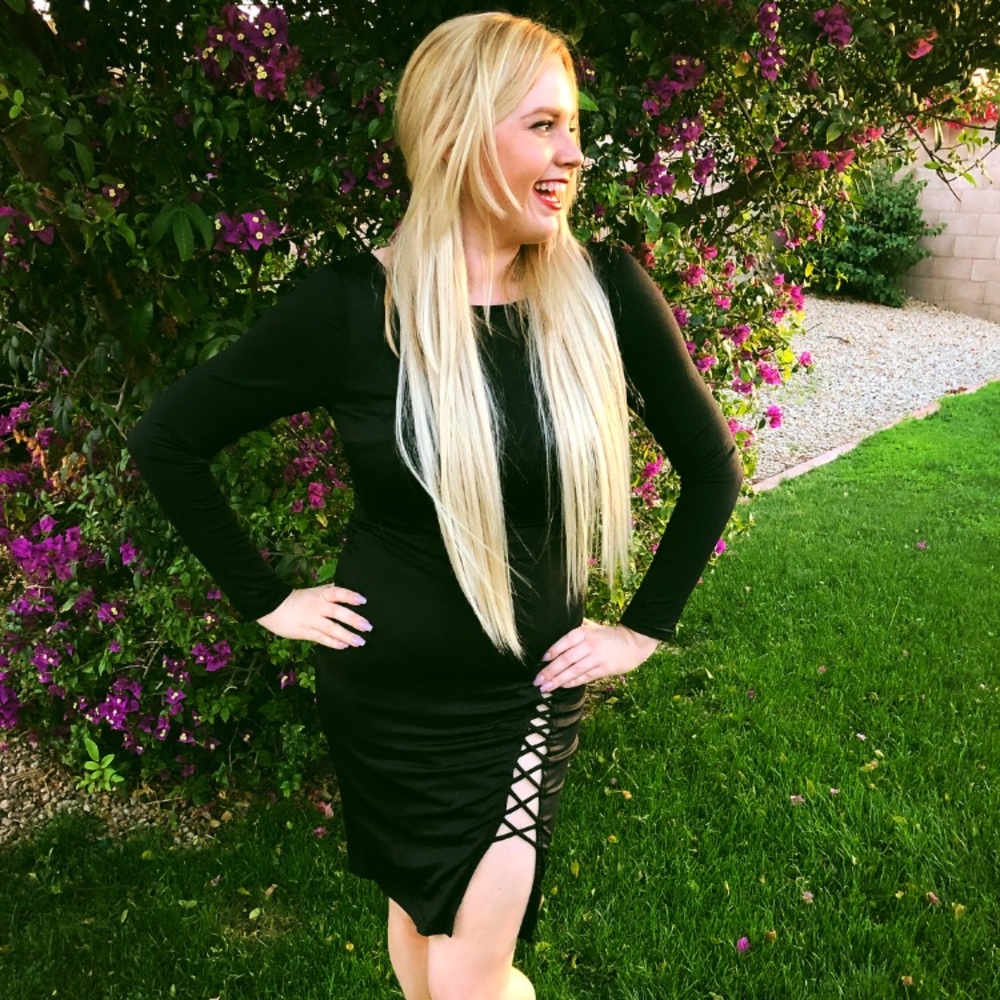 Unique Body-con Black Dress